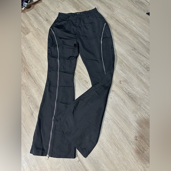 Finesse Pants - Finesse Black Zip-Detail Flare Pants Y2K Club Vibes Size XS